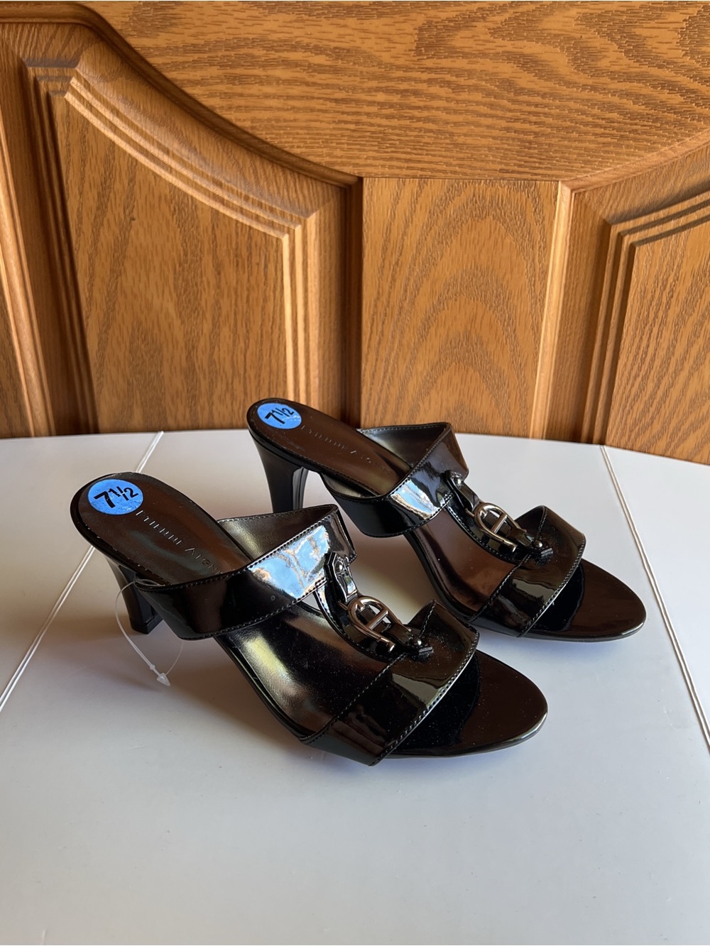 NWOT Etienne Aigner Black Patent Leather Horsebit Sandals Heeled Mule Sz 7.5